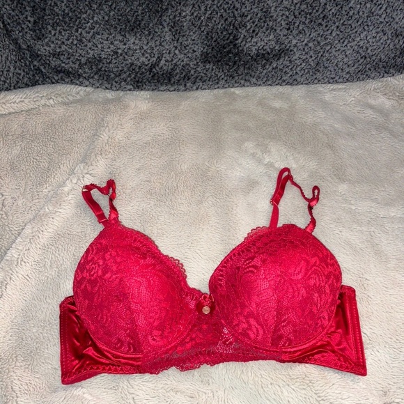 NWOT Marilyn Monroe Padded Lace Push Up Bra, 36C - Picture 1 of 7
